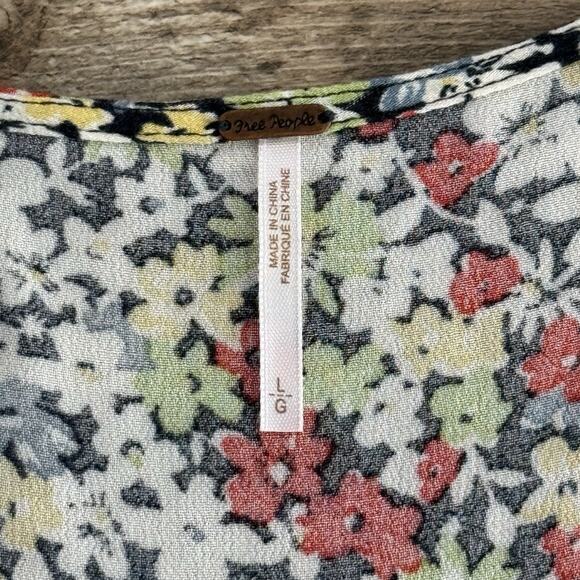 Free People Ruffle Your Feathers Floral Wide Leg Jumpsuit Women’s Large - Picture 7 of 11